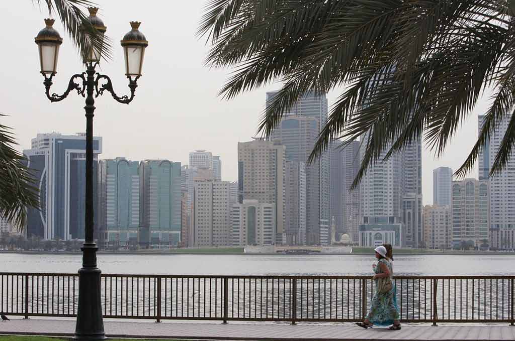 khalid lagoon in sharjah