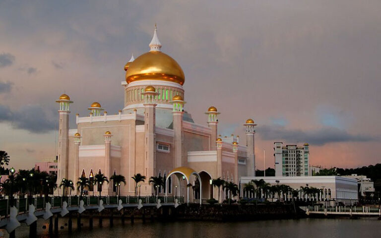 Best Countries to Visit Near Singapore This Year