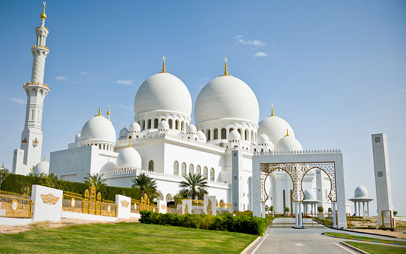 The beautiful white and gold Grand Sheikh Zayed Mosque
