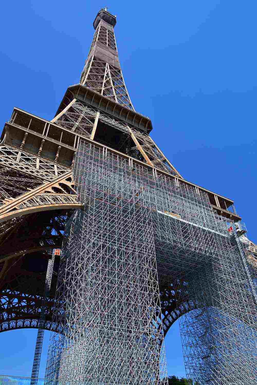 Facts about the Eiffel Tower: The Iconic Landmark of Paris