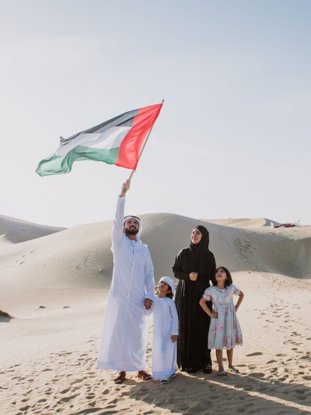 Fall in Love with UAE with these Fascinating Facts