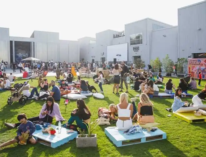 Qouz Arts Fest in Dubai.