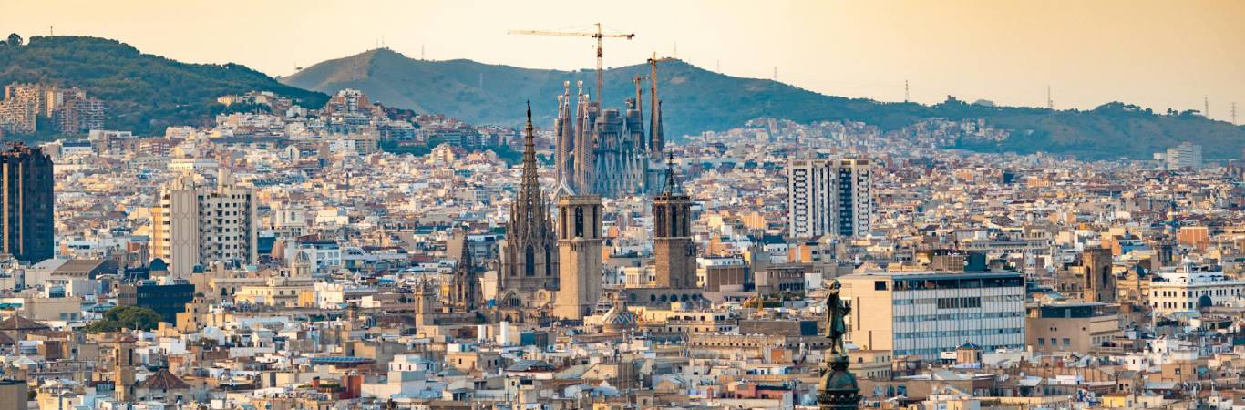 Barcelona in October 2024 – Weather, Festivals, and Travel Tips