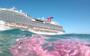 Grand turk cruise ship during day time.