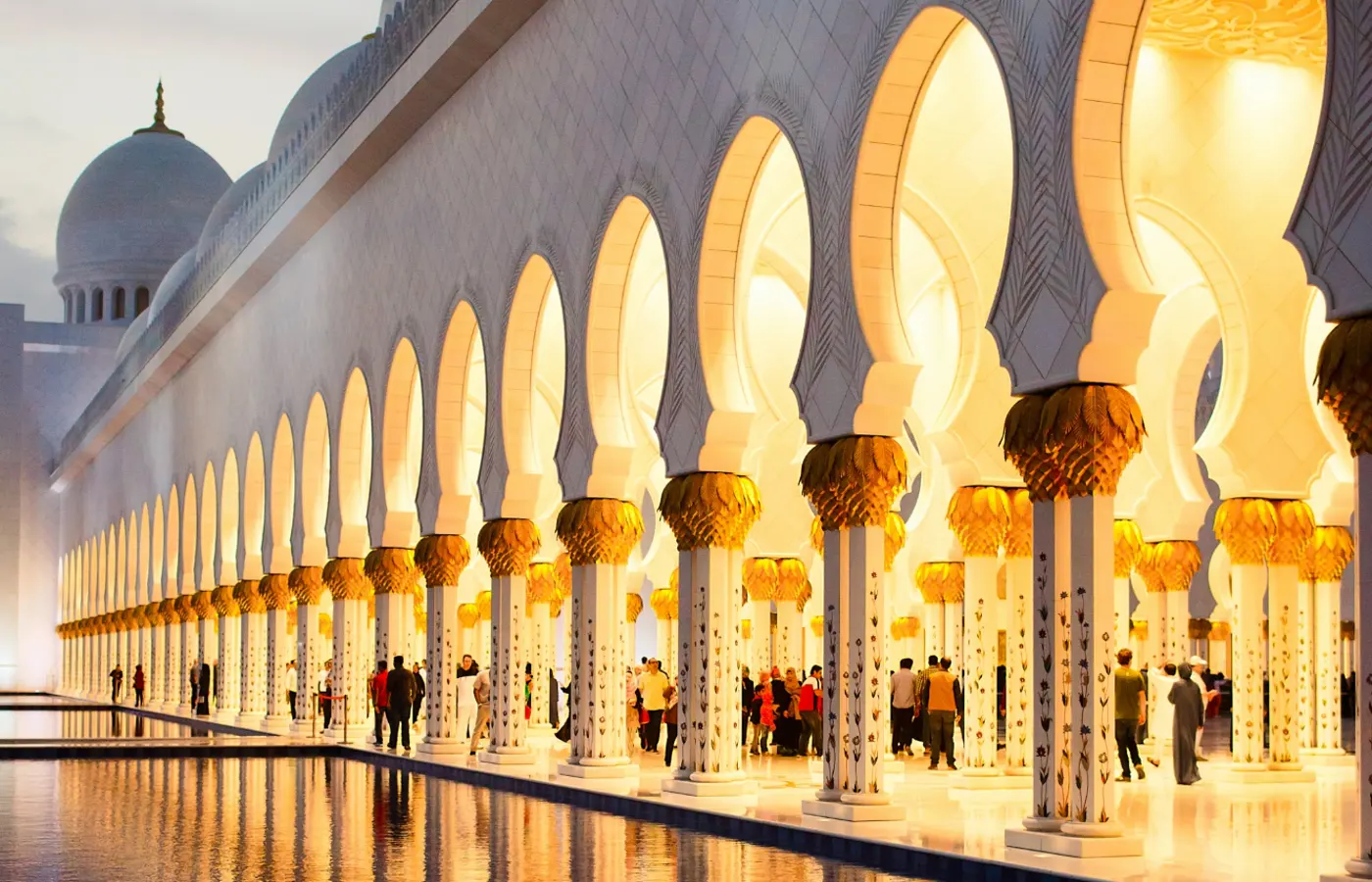 Shekh Zayed Grand Mosque reflection in the water
