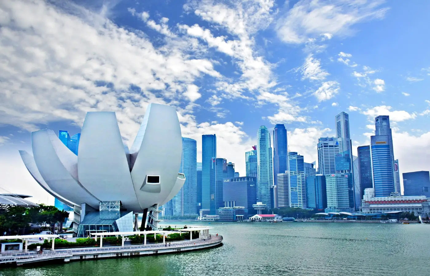 Artscience museum and Singapore sky view