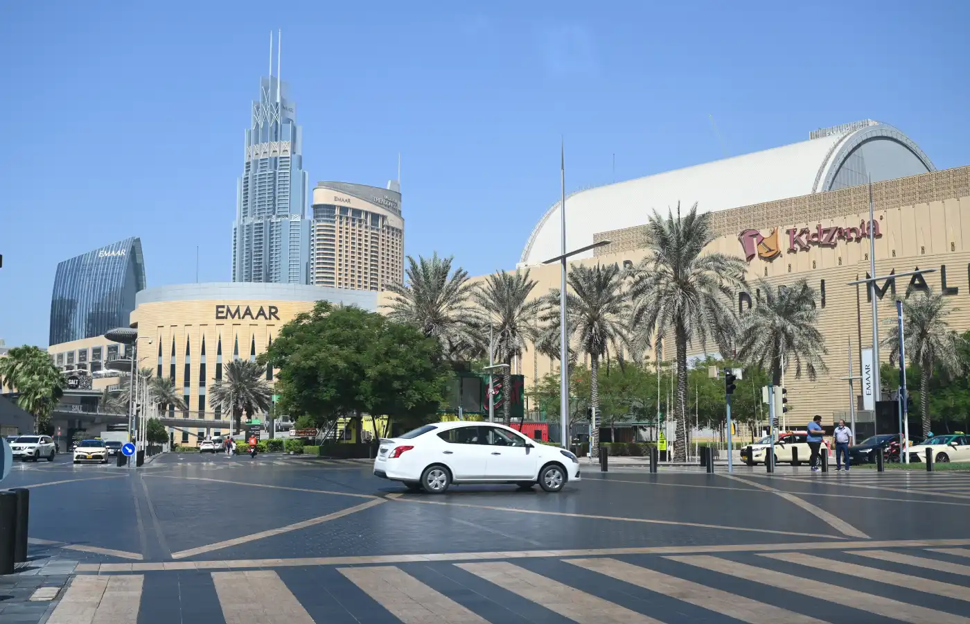 Downtown Dubai. bouleward street. Dubai mall and address hotel view.