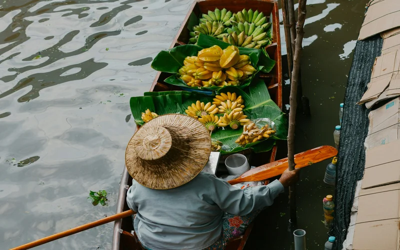 Floating Market